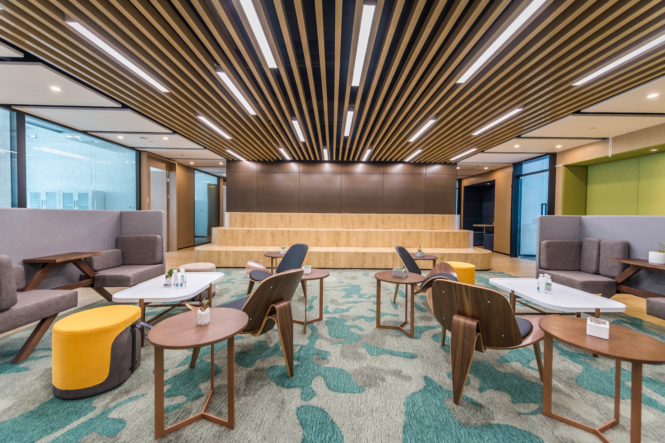 大樹下創(chuàng)意空間（龍湖虹橋天街）